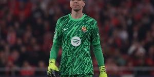 澳洲幸运10计划员-ESPN：什琴斯尼即将和巴萨续约两年，佩尼亚对转会持开放态度